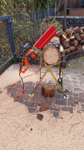 Foldable Saw Horse with Chainsaw Holder